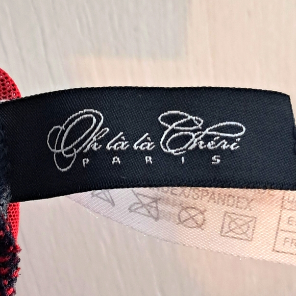 Lace Trimmed Women's Intimate in Black and Red - Picture 4 of 6